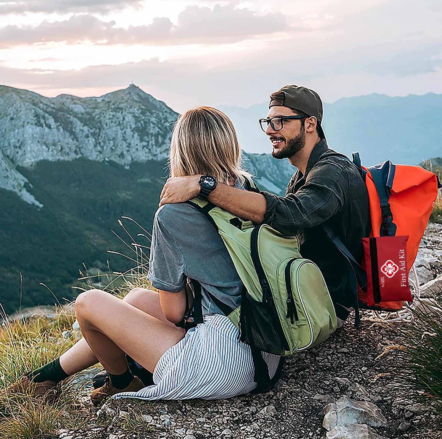 Sante First Aid Kit | 110-Piece Waterproof Medical Supplies 4